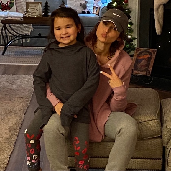 Meet your Posher, Juliane - Picture 2 of 2